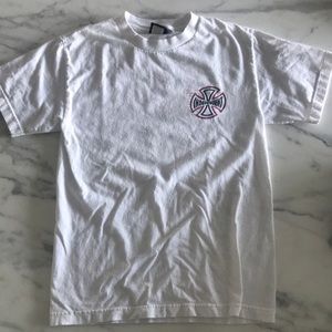Mens small independent logo tee